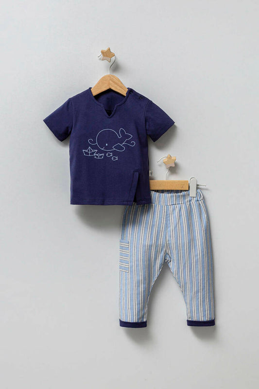 TWO-PIECE T-SHIRT AND TROUSERS SET