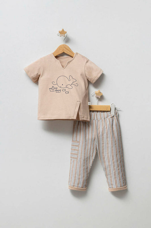 TWO-PIECE T-SHIRT AND TROUSERS SET